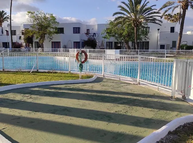 בית הארחה Playa Centro 12